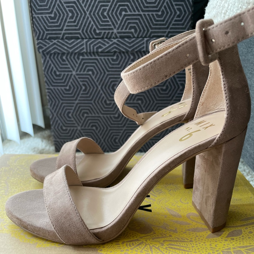 Mix No. 6 CYM sandal - Block Heel
